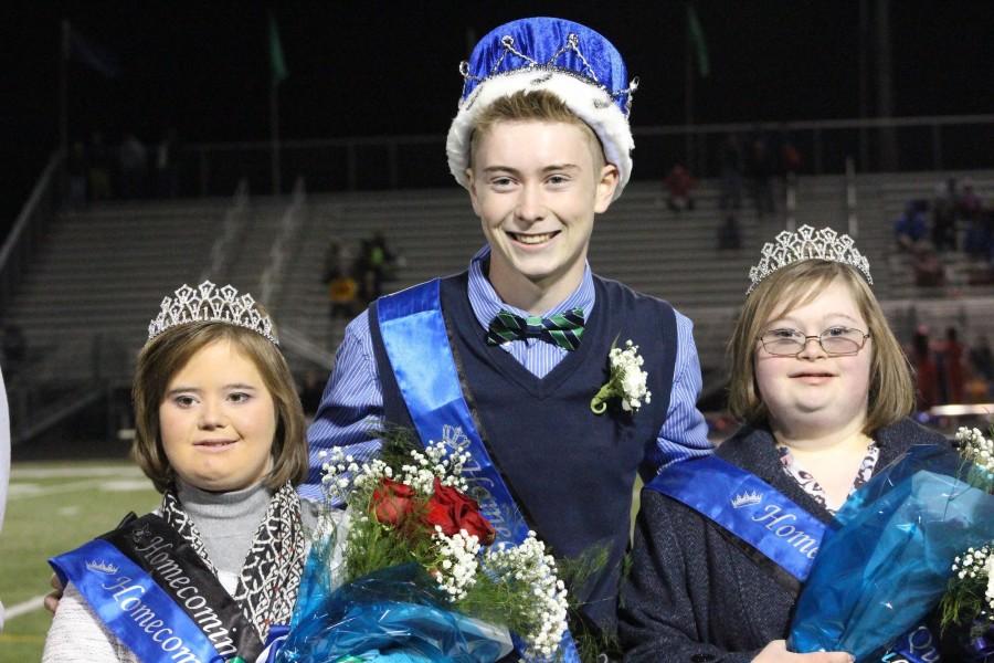 Cook and Delitta Share Crown as Homecoming Queen; Klimek Reigns as King