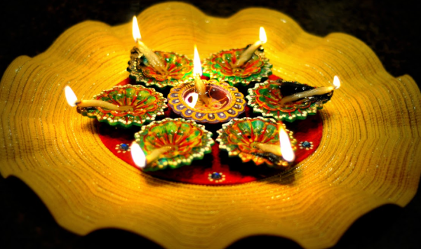 Candles lit for Diwali. Photo provided by Creative Commons.